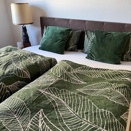 Schoene Ferienwohnung Mit Kostenlosem Parkplatz Chociebuż Zewnętrze zdjęcie
