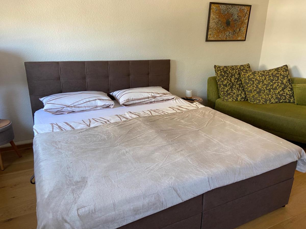 Schoene Ferienwohnung Mit Kostenlosem Parkplatz Chociebuż Zewnętrze zdjęcie