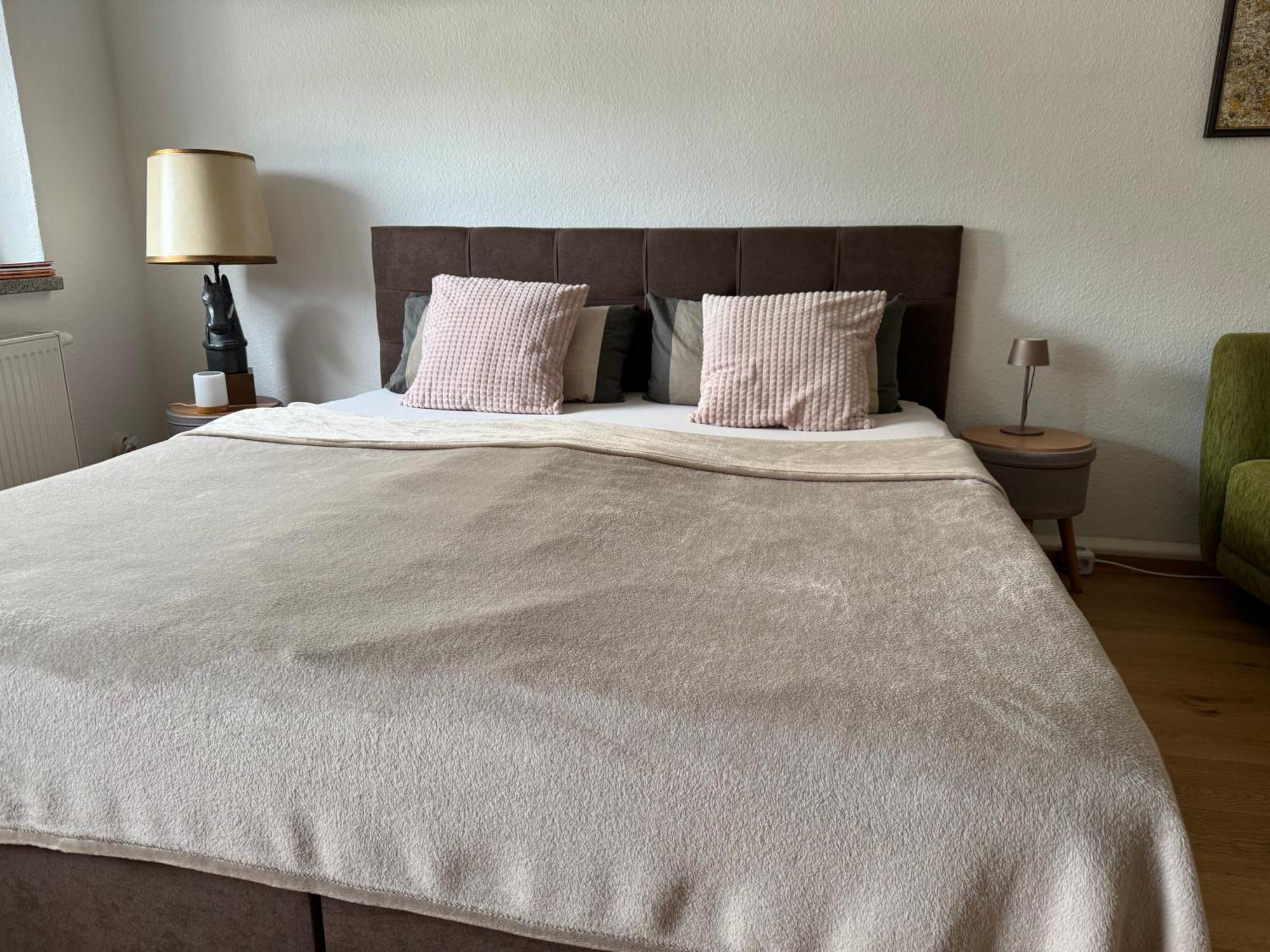 Schoene Ferienwohnung Mit Kostenlosem Parkplatz Chociebuż Zewnętrze zdjęcie
